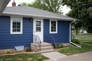 1813 6th St S, Moorhead, MN 56560 - photo 6