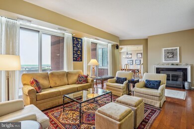 The Wisconsin unit 1614, North Bethesda, MD 20852 - photo 5