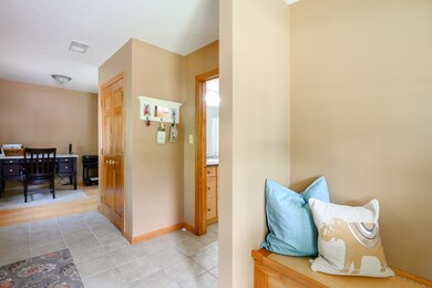 71 Franklin Rd, Hanover, MA 02339 - photo 3