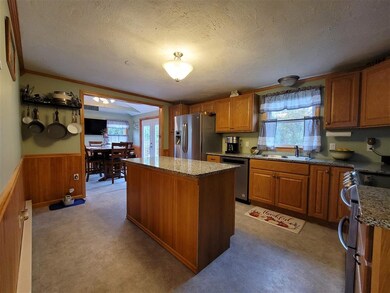 147 Daniel Plummer Rd, Goffstown, NH 03045 - photo 4