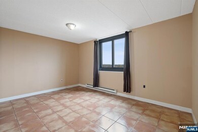170 Lafayette Ave unit 8A, Passaic, NJ 07055 - photo 4