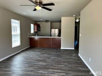 5247 Canyon Cir unit A, Newburgh, IN 47630 - photo 2