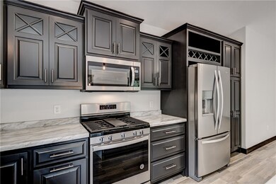 1328 Plum Creek Dr, Eau Claire, WI 54703 - photo 4