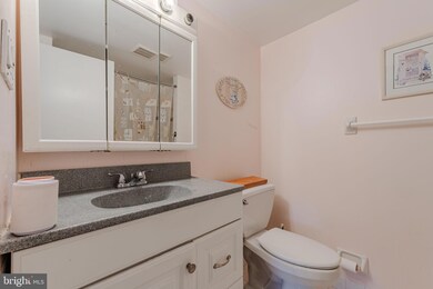 801 S Chester Rd unit 210, Swarthmore, PA 19081 - photo 6