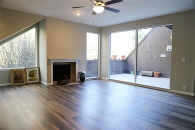 294 Litchfield Ln, Houston, TX 77024 - photo 4