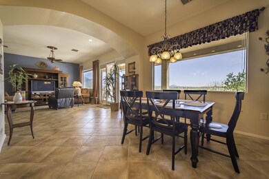 Graceful Arches Define Spaces