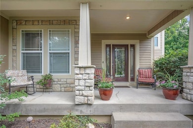 8429 Green Rd, Lenexa, KS 66227 - photo 4