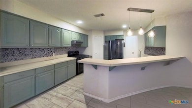 111 Clydesdale Dr, San Marcos, TX 78666 - photo 5