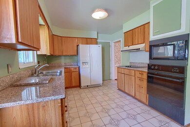 Kitchen 3