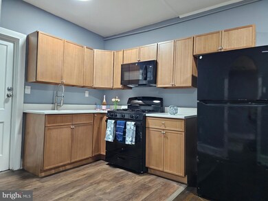 1812 N 52nd St unit 1, Philadelphia, PA 19131 - photo 4