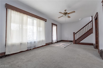 174 W Wayne St, Alliance, OH 44601 - photo 7