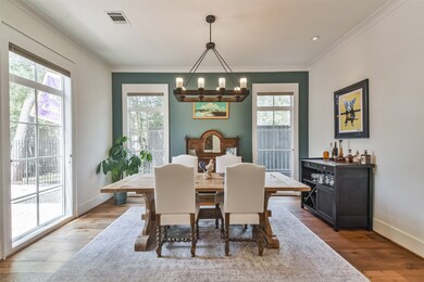 930 W 43rd St, Houston, TX 77018 - photo 4