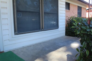 1731 Buena Vista St, Mesquite, TX 75149 - photo 4