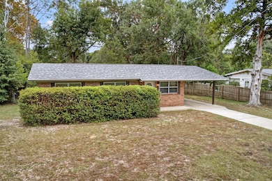 313 Brackin St unit A, Crestview, FL 32539 - photo 3