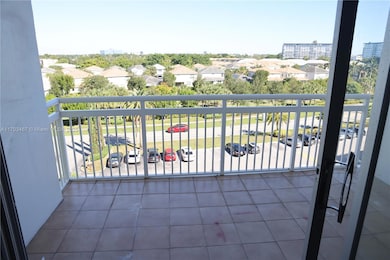 Hillcrest No 21 unit 604, Hollywood, FL 33021 - photo 4