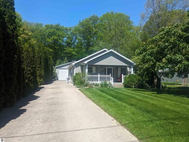 387 N Huron Rd, Au Gres, MI 48703 - photo 3