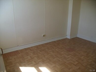 1029 S 7th St unit 2, Allentown, PA 18103 - photo 5