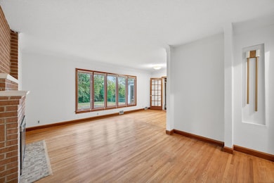 4010 Douglas Dr N, Minneapolis, MN 55422 - photo 6