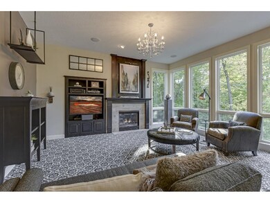 Impeccable design and meticulously maintained. Her