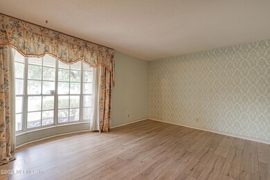 4447 Shiloh Ln, Jacksonville, FL 32210 - photo 6