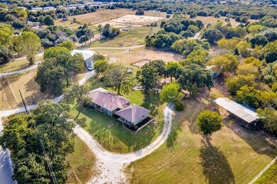 1207 Upper Denton Rd, Weatherford, TX 76085 - photo 4