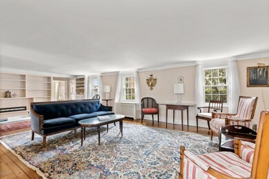 391 Round Hill Rd, Greenwich, CT 06831 - photo 4