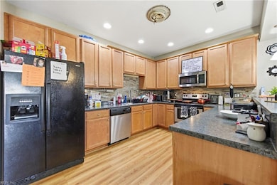 8115 Redmon Rd unit D, Norfolk, VA 23518 - photo 6