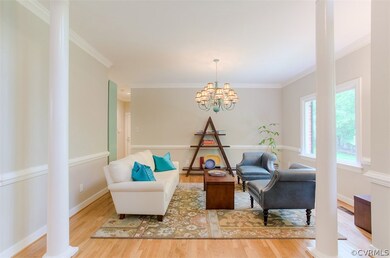 Flexible formal room