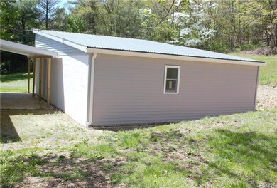 486 Jefferson St, Lehighton, PA 18235 - photo 5