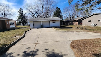 1919 Bellview Ln, Albert Lea, MN 56007 - photo 4