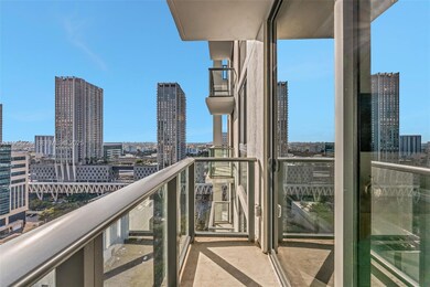 11 NE 6th St unit 2403, Miami, FL 33132 - photo 7