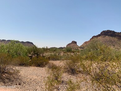 Mountain Views All Around!
