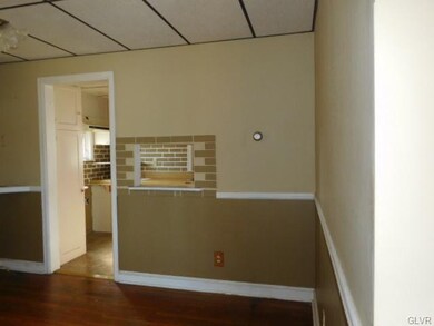 509 Oakwood St, Easton, PA 18045 - photo 4