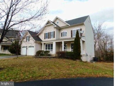 3390 Dondis Creek Dr, Triangle, VA 22172 - photo 2