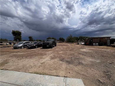 10306 E Avenue r10, Littlerock, CA 93543 - photo 6