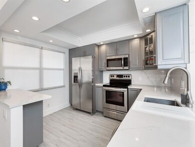 3004 Portofino Isle unit B2, Coconut Creek, FL 33066 - photo 4