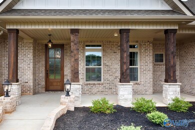 363 Kendallwood Dr, Meridianville, AL 35759 - photo 4