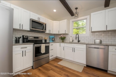 581D3807-B931-48E3-82BC-0E1D83841CF9