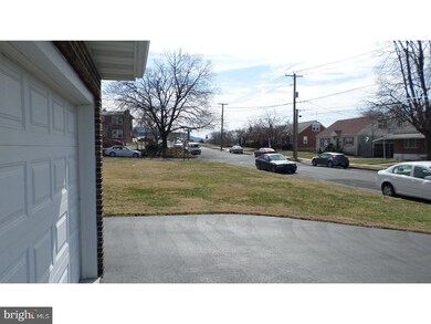 3147 Fulton St, Reading, PA 19605 - photo 4