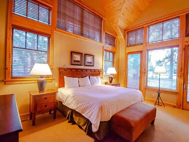 12403 Lookout Loop unit F14-07, Truckee, CA 96161 - photo 6