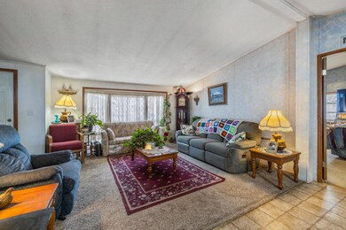 3212EmeraldSt-3