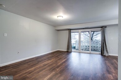 214 Park Terrace Ct SE unit 81, Vienna, VA 22180 - photo 4