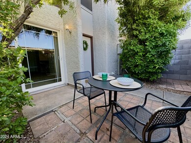 6822 S Snyder Ln, Tempe, AZ 85283 - photo 5