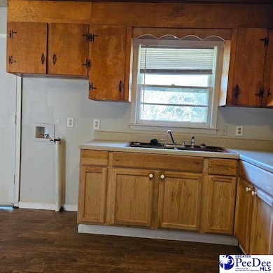 605 Howard St, Hartsville, SC 29550 - photo 4