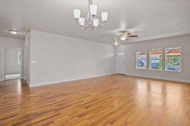 240SWMarionberryLn-008