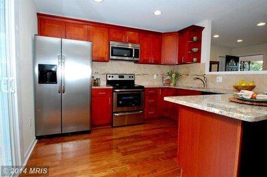 814 S Cypress Ct, Sterling, VA 20164 - photo 6