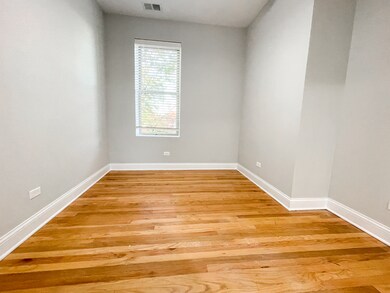 5426 N Ashland Ave unit 2F, Chicago, IL 60640 - photo 4