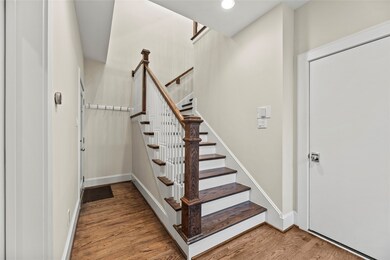 Now let’s take a look at the upstairs.