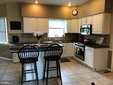 471 Hemlock Ln, Nazareth, PA 18064 - photo 3