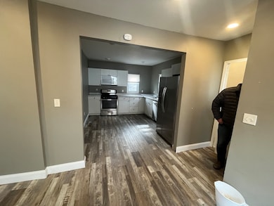 1002 N Roosevelt Ave unit BN, Bloomington, IL 61701 - photo 7